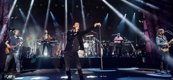 Maroon 5 playing live